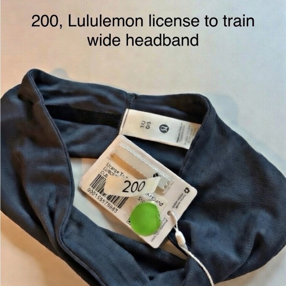200,NWT Lululemon License To Train Wide Blue Headband